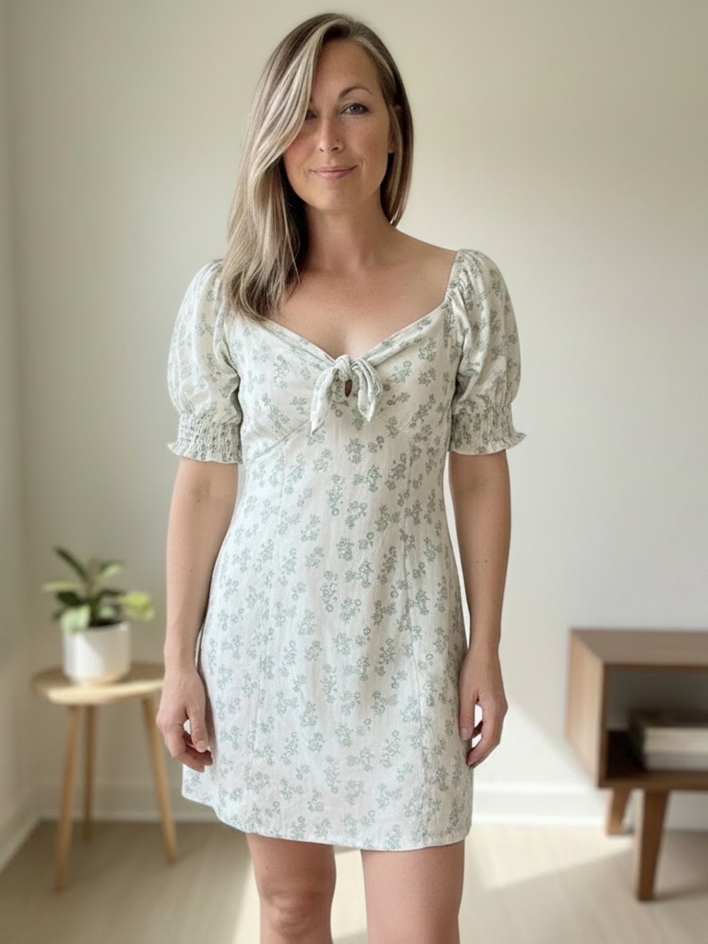 Mimi Chica Sage Floral Tie-Front Puff Sleeve Mini